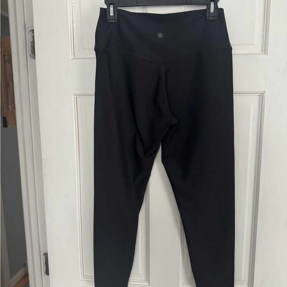Sage Black High-Waisted Leggings Large